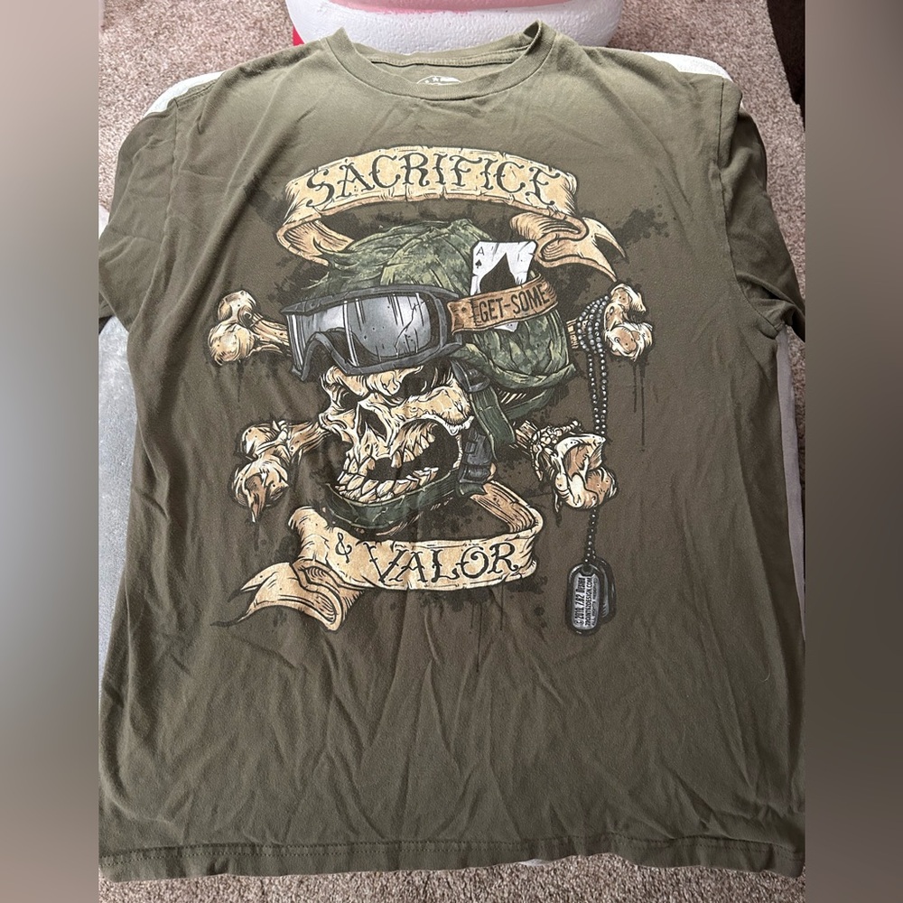 Men's Olive Graphic T-Shirt